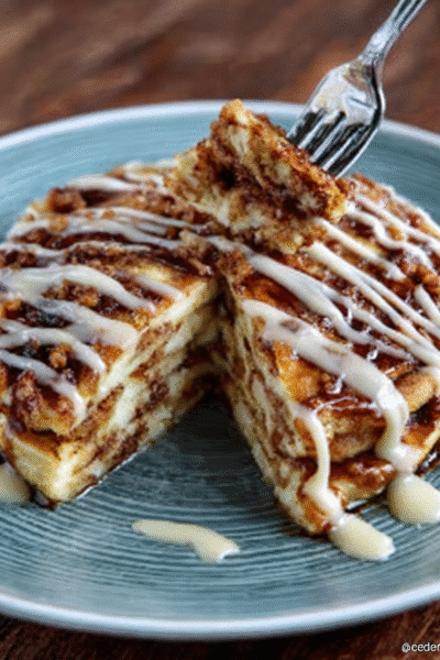 Cinnamon Roll Pancake Tacos