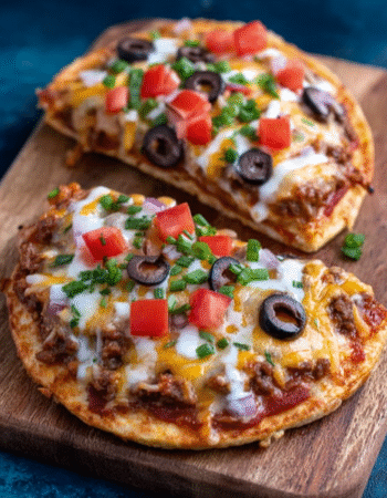 Copycat Taco Bell Mexican Pizzas are the PERFECT dinner recipe!