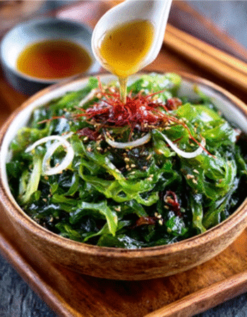 Seaweed Salad with Miso Dressing
