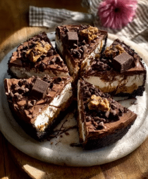 Frozen Chocolate Peanut Butter Cream Pie