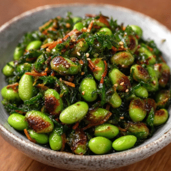 Super‑Crunch Seaweed & Edamame Snack Salad delightfully refreshes!